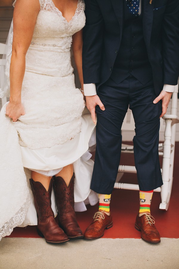 blue-and-yellow-rustic-wedding