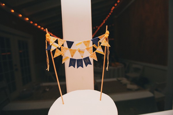 blue-and-yellow-rustic-wedding