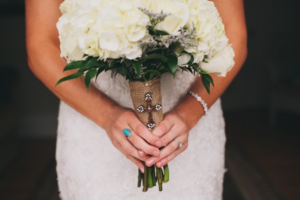 blue-and-yellow-rustic-wedding