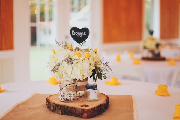 blue-and-yellow-rustic-wedding