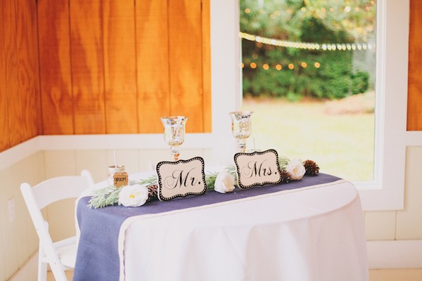 blue-and-yellow-rustic-wedding