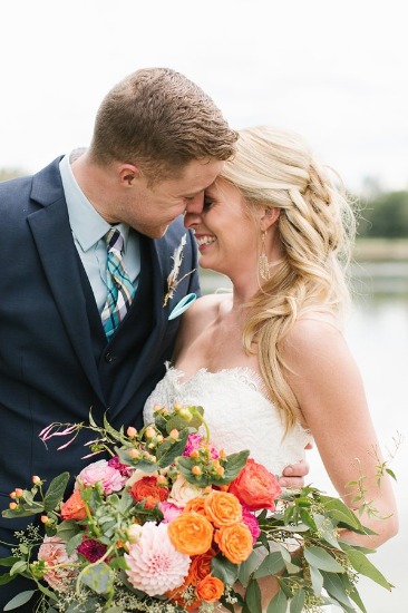 classy-and-colorful-colorado-wedding