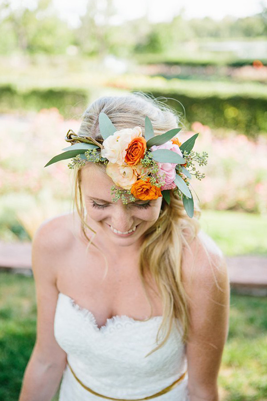 beautiful floral crown @weddingchicks