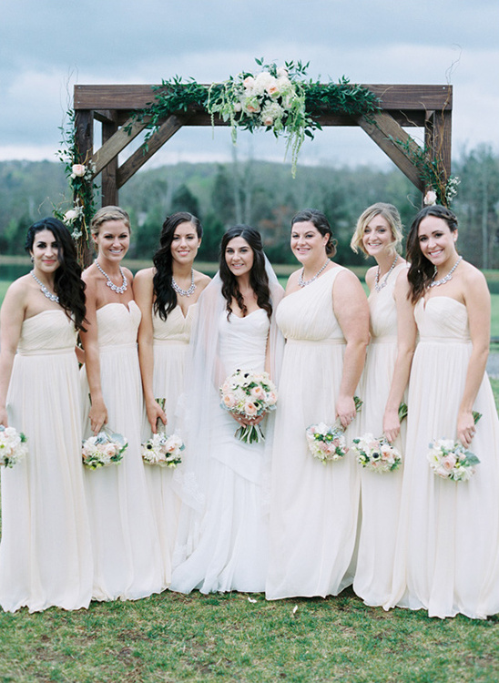 light blush bridesmaid dresses @weddingchicks