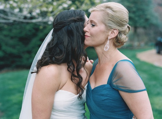 cloudy-but-cute-rustic-wedding