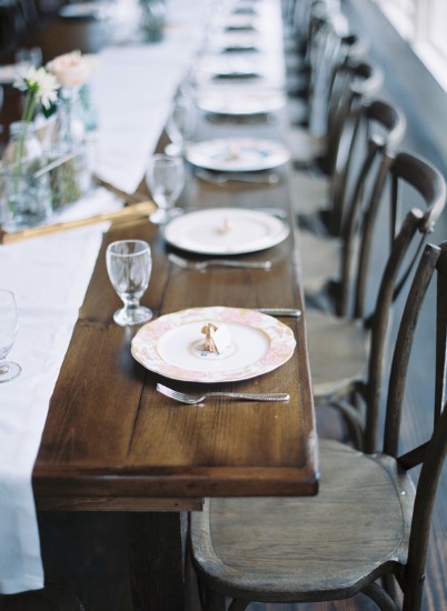 cloudy-but-cute-rustic-wedding