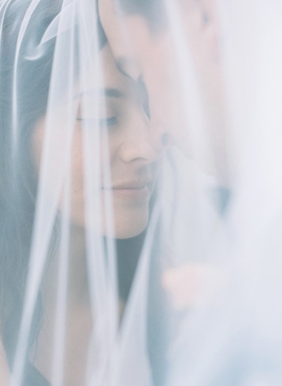 cloudy-but-cute-rustic-wedding