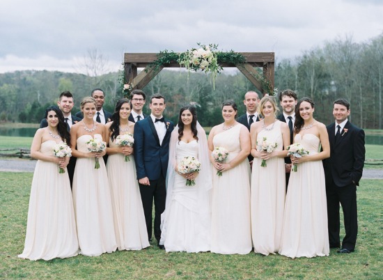 cloudy-but-cute-rustic-wedding