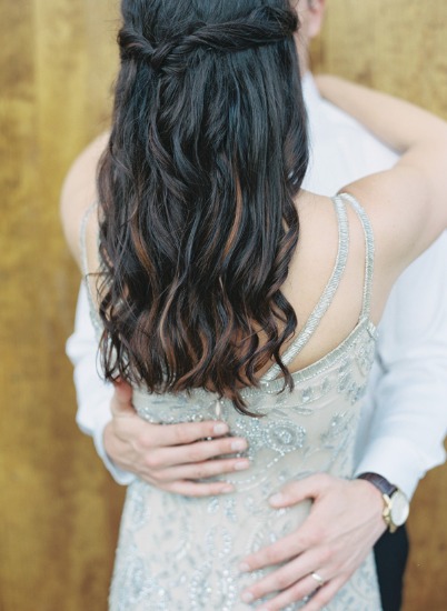 cloudy-but-cute-rustic-wedding