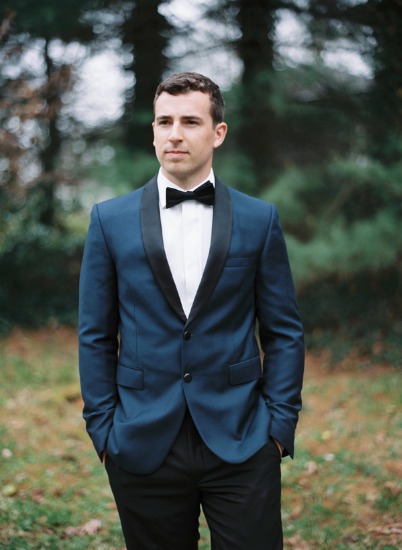 cloudy-but-cute-rustic-wedding
