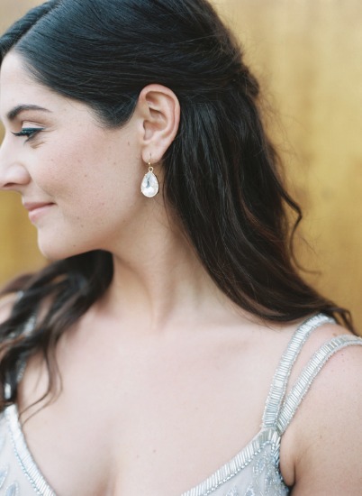 cloudy-but-cute-rustic-wedding