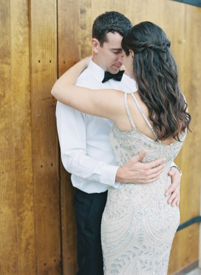 cloudy-but-cute-rustic-wedding