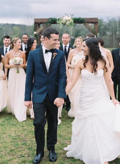 cloudy-but-cute-rustic-wedding