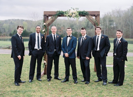 cloudy-but-cute-rustic-wedding