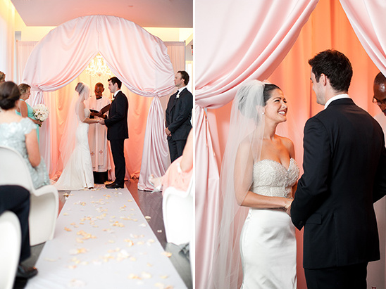 romantic and modern wedding ceremony @weddingchicks