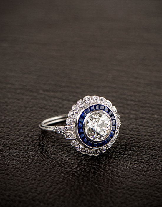 Stunning blue sapphire and diamond engagement ring from Estate Diamond Jewelry  @weddingchicks