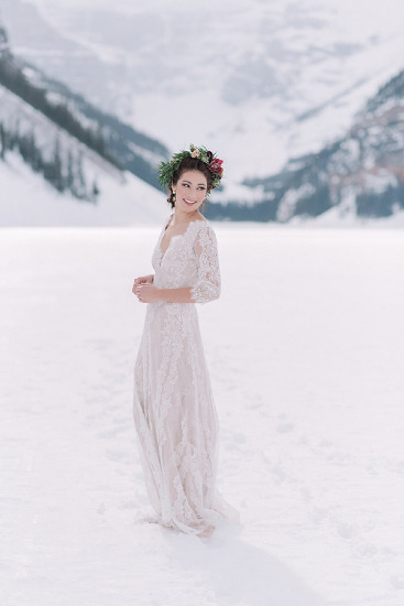 frozen-lake-wedding-ideas-in-canada