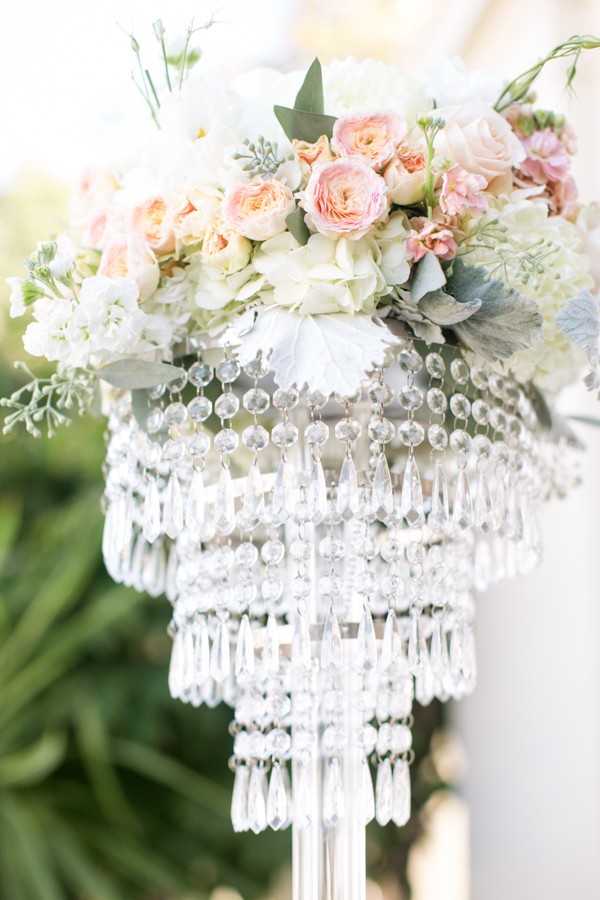 glamorous-peach-rose-wedding