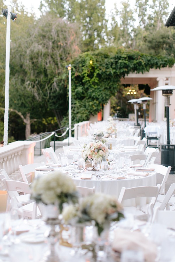 glamorous-peach-rose-wedding