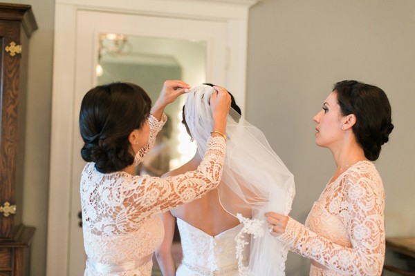 glamorous-peach-rose-wedding