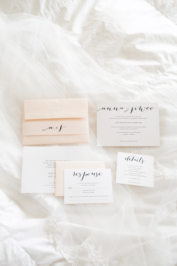 glamorous-peach-rose-wedding