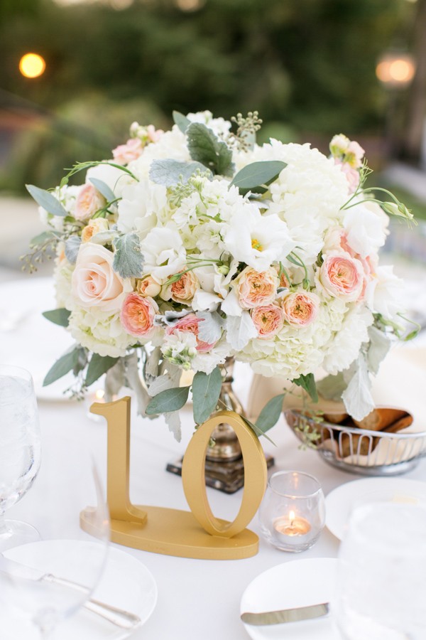 glamorous-peach-rose-wedding