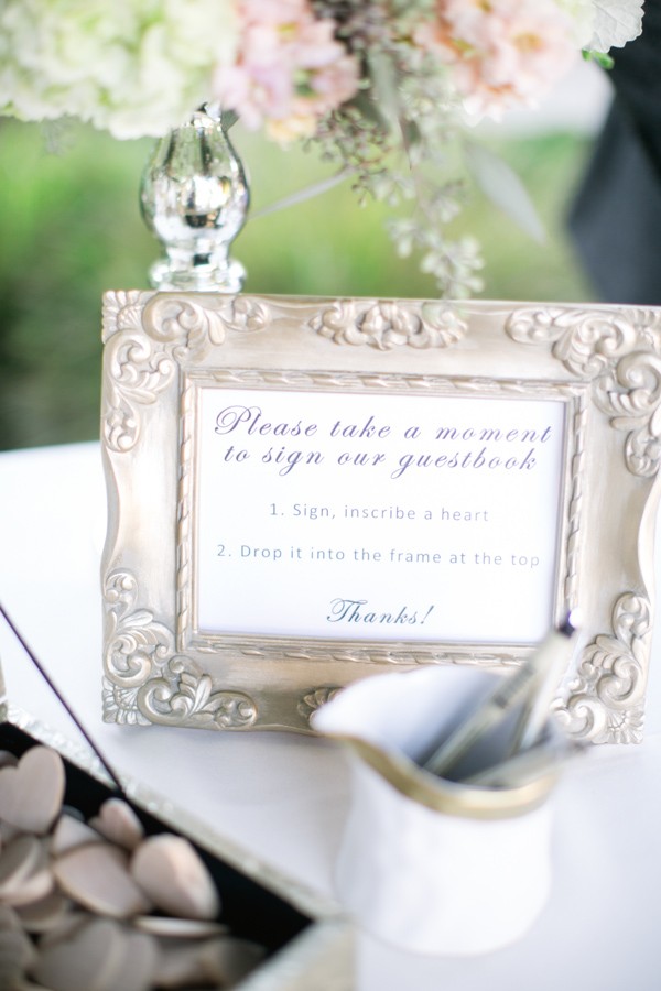 glamorous-peach-rose-wedding