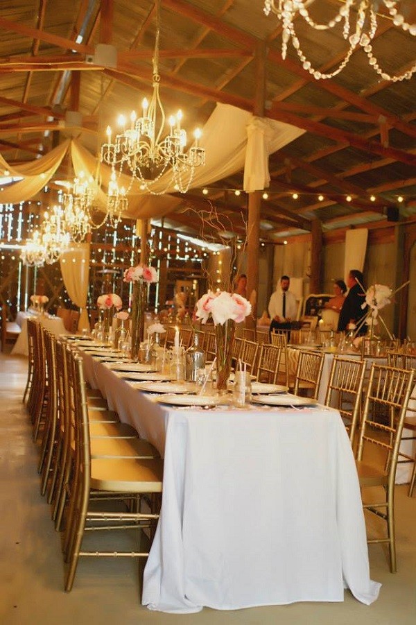 glitter-and-glam-barn-wedding