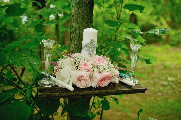 glitter-and-glam-barn-wedding