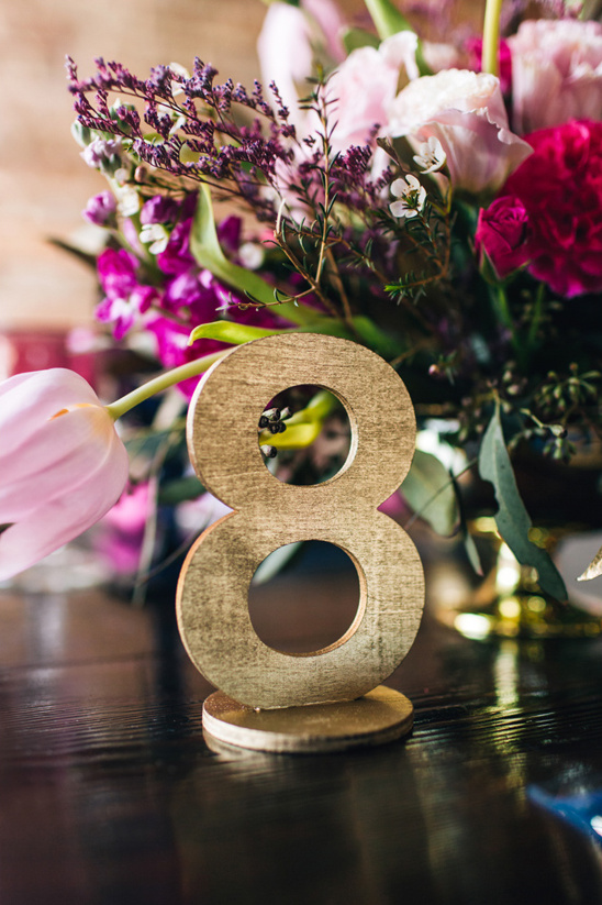 gold free standing table number @weddingchicks