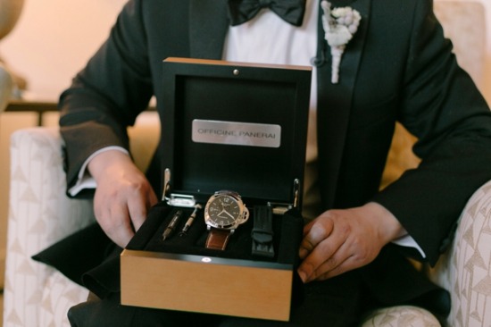 modern-sparkle-wedding