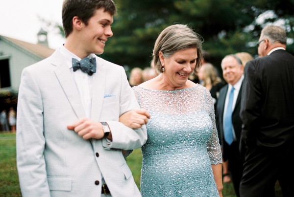 naturalistic-puppy-love-wedding