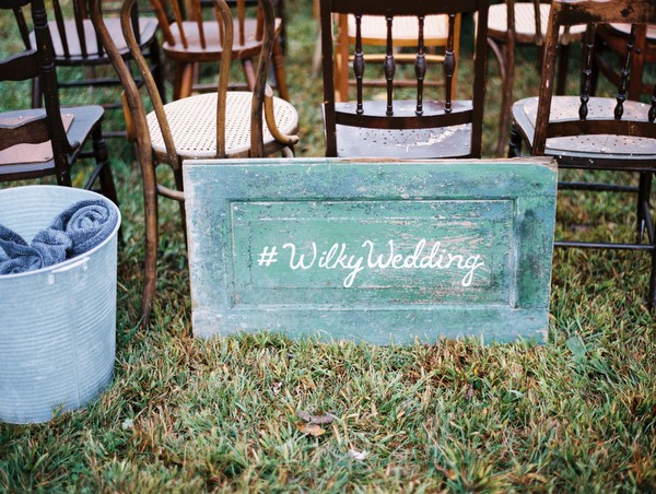 naturalistic-puppy-love-wedding
