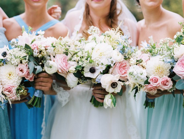 naturalistic-puppy-love-wedding
