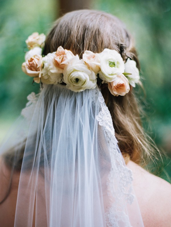 naturalistic-puppy-love-wedding