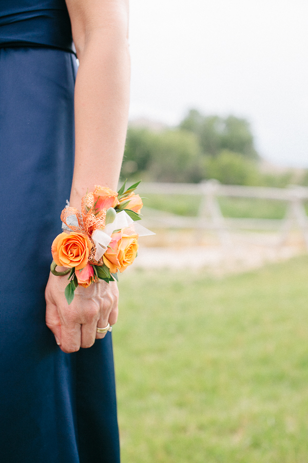 nebraska-navy-and-orange-wedding