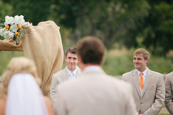 nebraska-navy-and-orange-wedding
