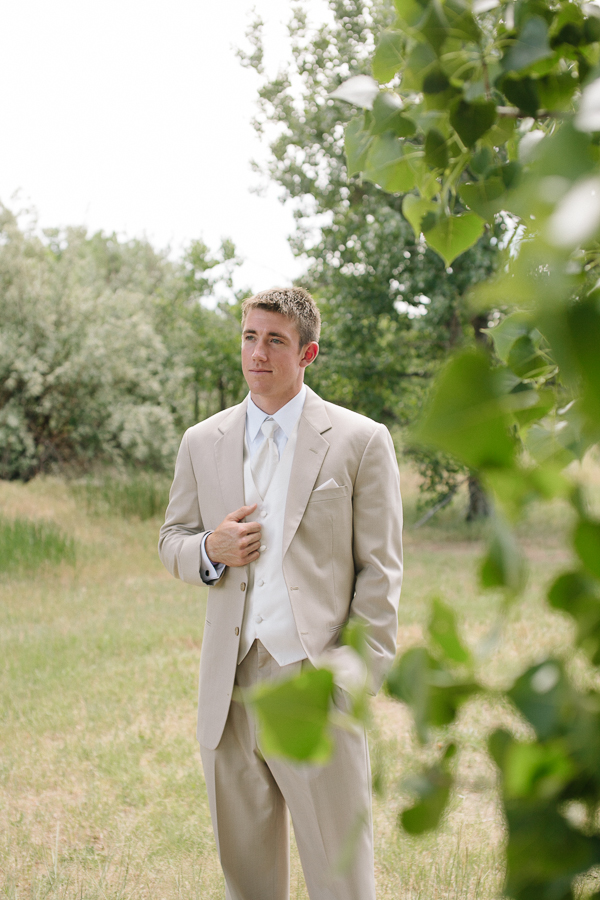 nebraska-navy-and-orange-wedding