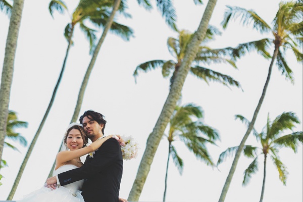 pink-glam-wedding-in-hawaii