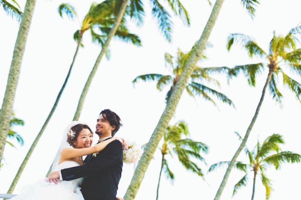 pink-glam-wedding-in-hawaii