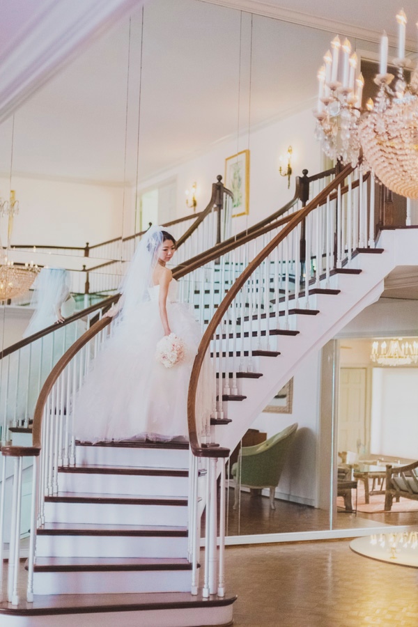 pink-glam-wedding-in-hawaii
