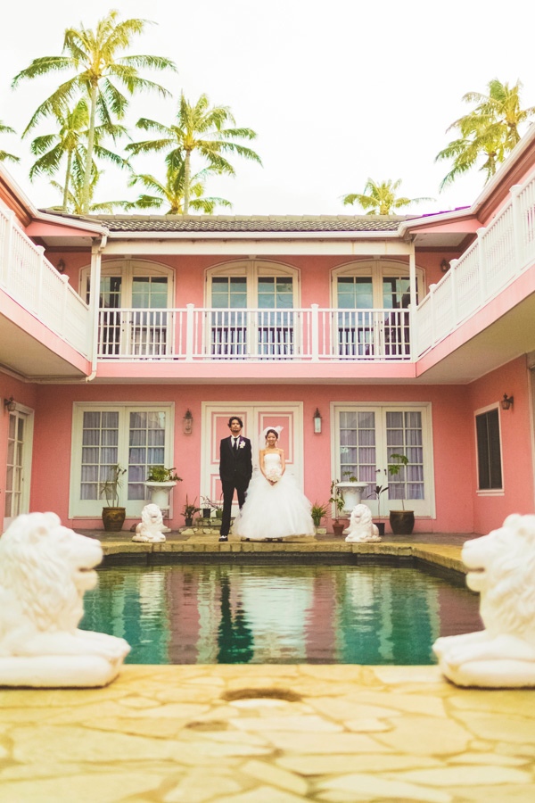 pink-glam-wedding-in-hawaii