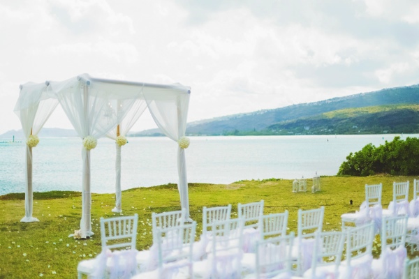pink-glam-wedding-in-hawaii