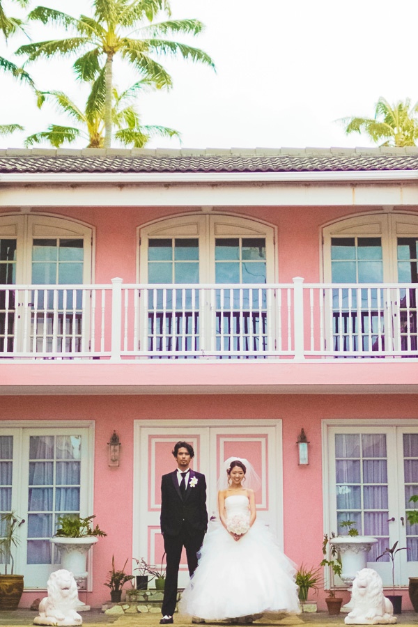 pink-glam-wedding-in-hawaii