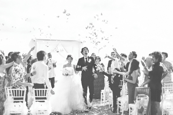 pink-glam-wedding-in-hawaii