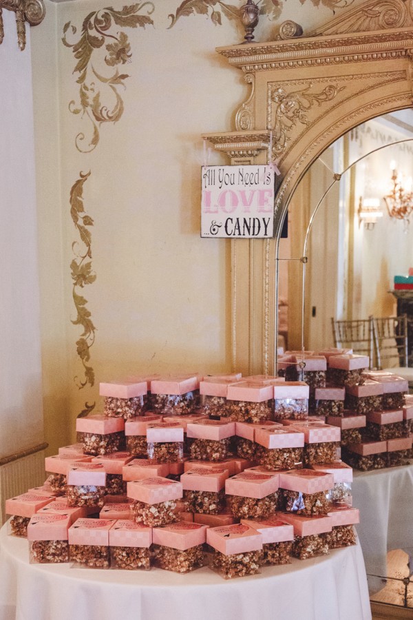 pink-vintage-glam-wedding