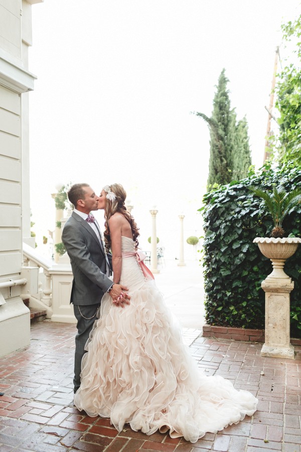 pink-vintage-glam-wedding