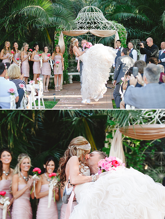 carry the bride down the aisle @weddingchicks