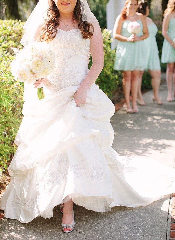 romantic-vintage-themed-wedding