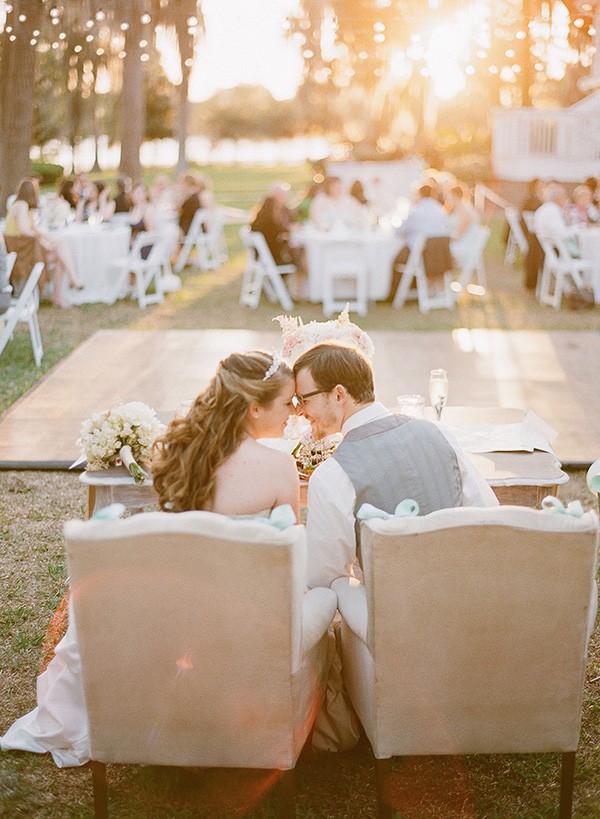 romantic-vintage-themed-wedding